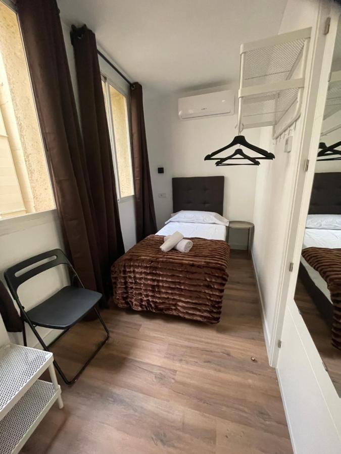 Hostal Arenal Madrid Exterior photo