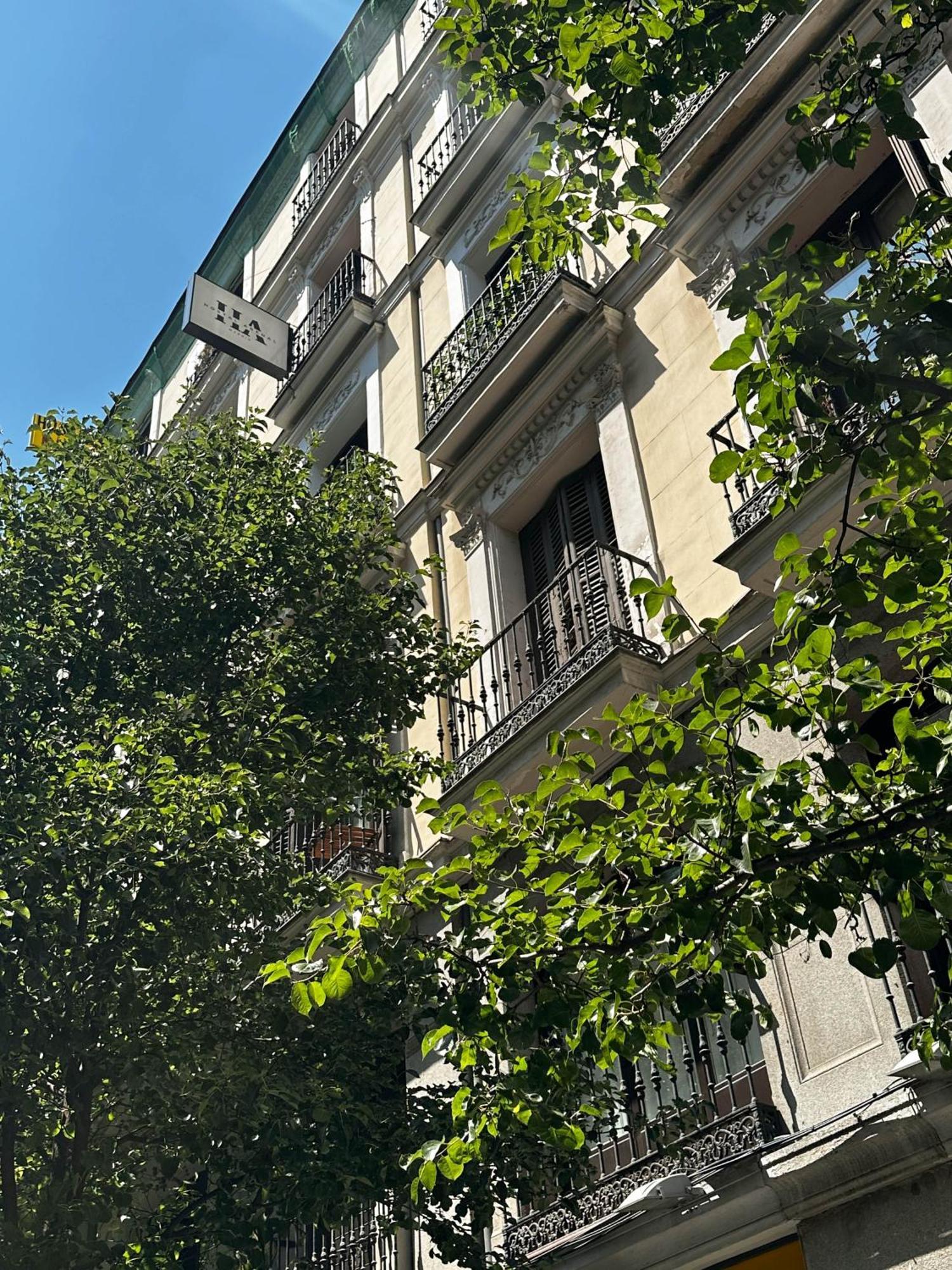 Hostal Arenal Madrid Exterior photo